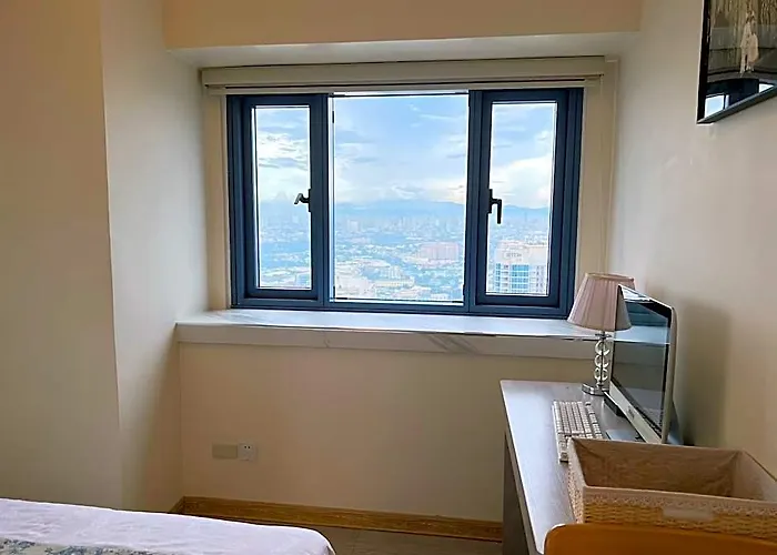 Bay Embassy Ocean View 4* Manilla